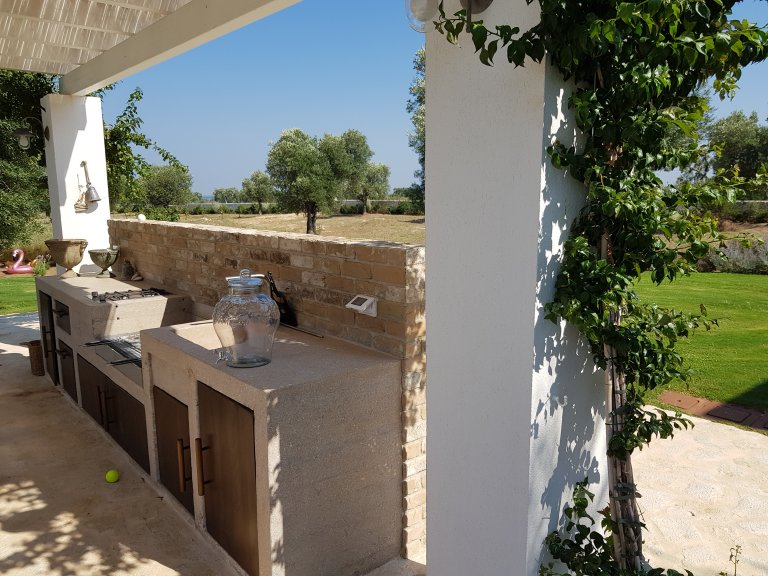 outdoor kitchen 1